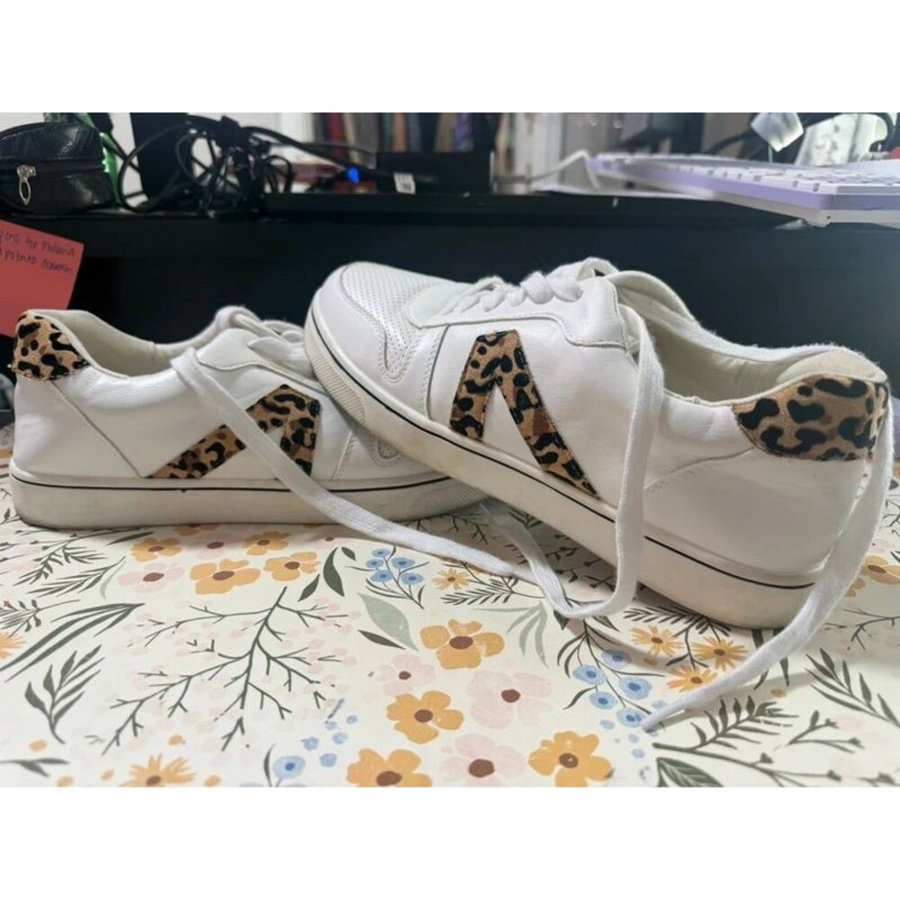 MIA White Leopard Print Sneakers Women’s Size 10